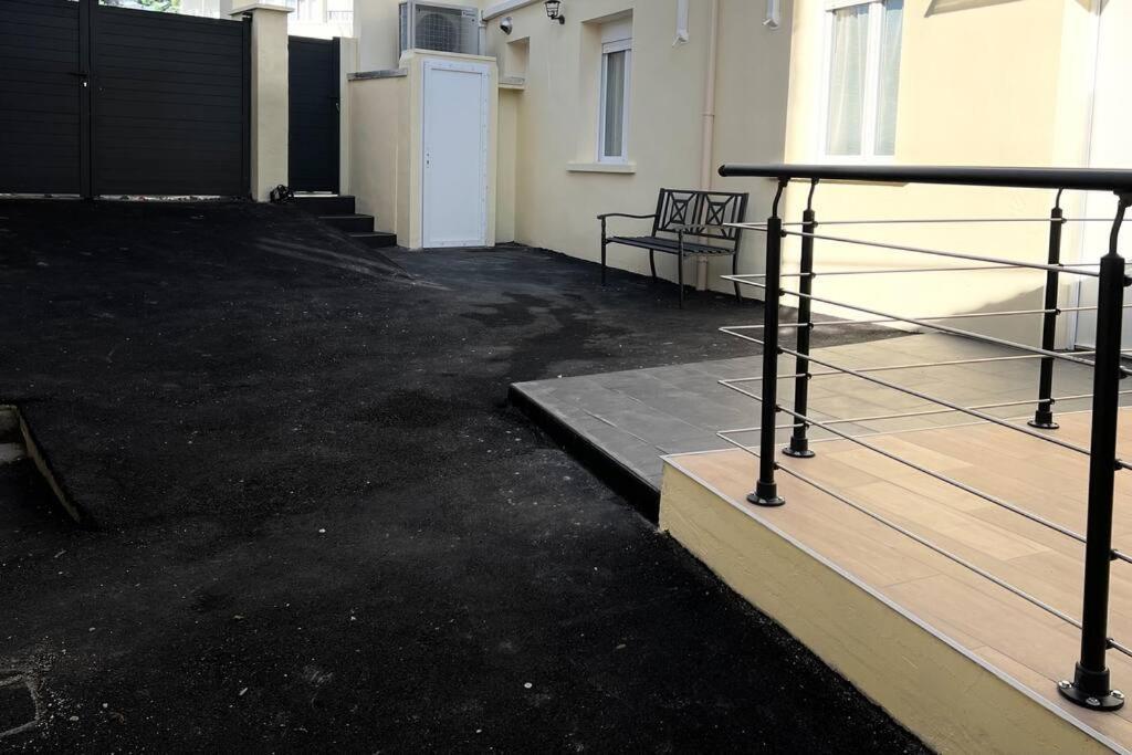 House Climatisee & Parking A 15 Minutes De Paris Holiday home *
