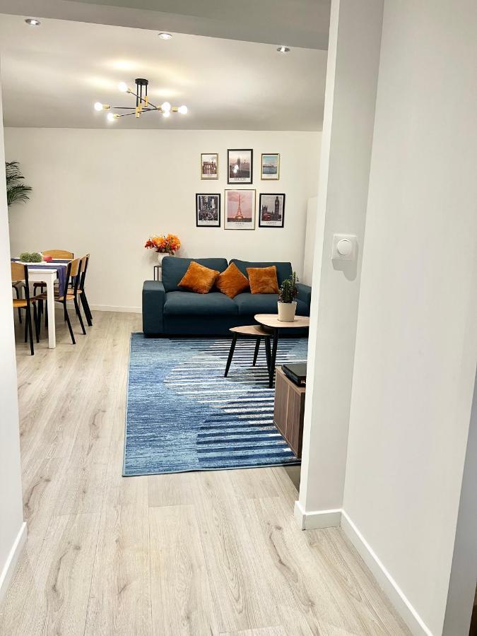 Hébergement de vacances House Climatisee & Parking A 15 Minutes De Paris